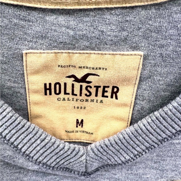 HOLLISTER V-NECK MEDIUM (M), GREY LONG- SLEEVES, 100%COTTON, SHIRT - Picture 11 of 16